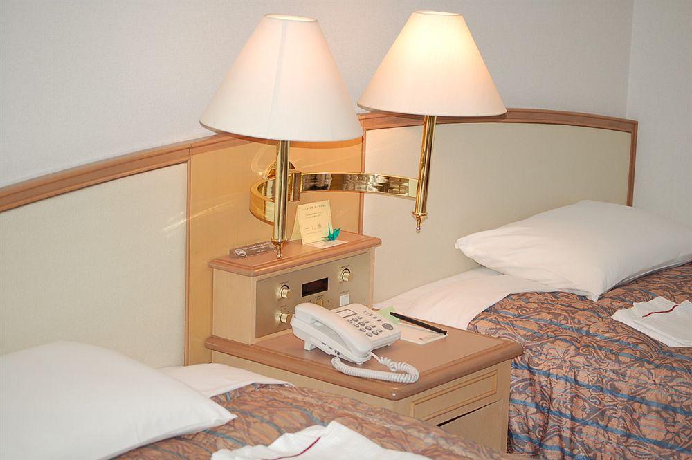 Sunwest Hotel Szaszebo Kültér fotó